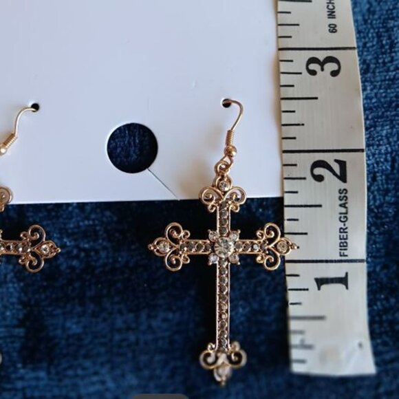 NWT  Forever 21 Antique Gold Tone Cross Dangle Earrings- 2.5" long - Picture 4 of 4